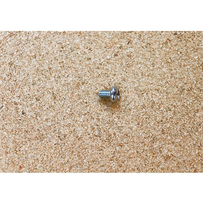 Cargol M04X08 Brut Cl.4.8 Invicta